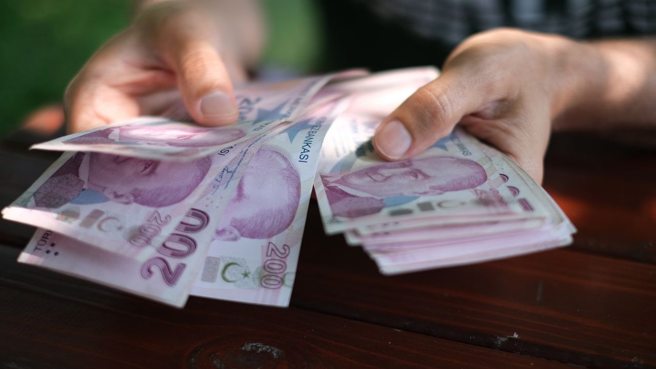 Maaşlar 62 bin TL oldu! Karar alındı imzalar atıldı